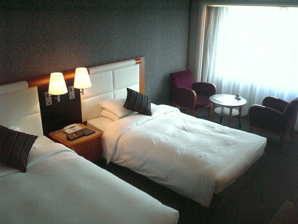 Ana Holiday Inn Tokyo Bay By Ihg Habitación foto