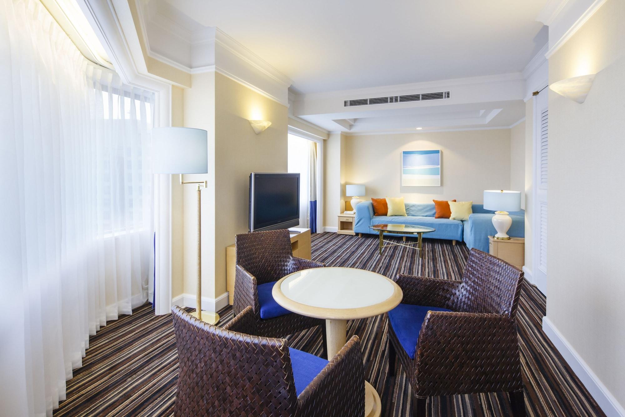 Ana Holiday Inn Tokyo Bay By Ihg Exterior foto